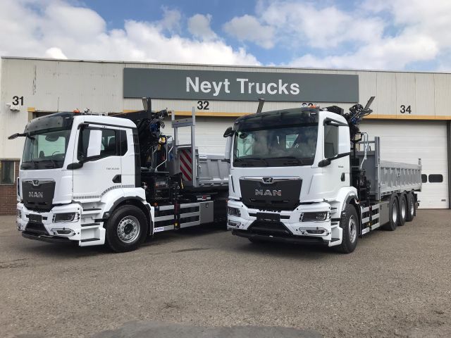 Clinckx Bvba B r o Technics Bvba TGS 35 510 8x4 4 BL